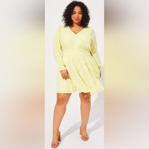 ⚡️Torrid White and Yellow Long Sleeve Pleated Sundress